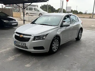 Usado Chevrolet Cruze LT 163 CV (119 kW) 2012 Blanco Berlina