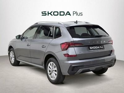 Usado Skoda Kamiq Selection 115 CV (84 kW) 2025 Gris SUV