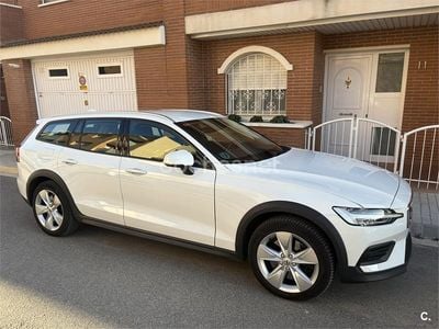 Volvo V60 CC