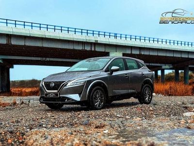 Usado Nissan Qashqai Acenta 158 CV (116 kW) 2024 Gris SUV