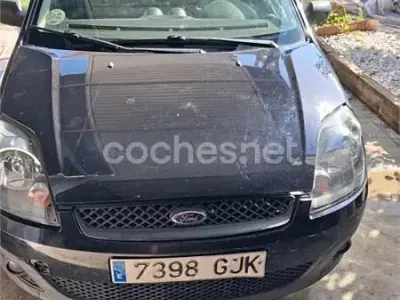 Usado Ford Fiesta Trend 68 CV (50 kW) 2008 Negro Utilitario