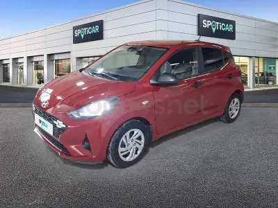 Używany Hyundai i10 67 KM (49 kW) 2024 Czerwony Hatchback