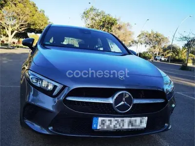 Begagnad Mercedes A200