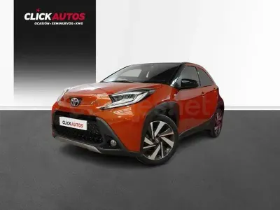 Usado Toyota Aygo X Edition 72 CV (52 kW) 2023 Rojo SUV
