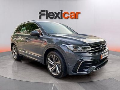 Begagnad VW Tiguan R-line 245 HK (180 kW) 2022 Grå SUV