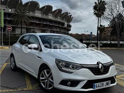 Usado Renault Mégane IV Business 90 CV (66 kW) 2016 Blanco Berlina
