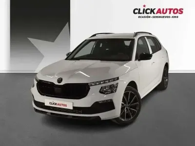 Usado Skoda Kamiq Sport 116 CV (85 kW) 2025 Blanco SUV
