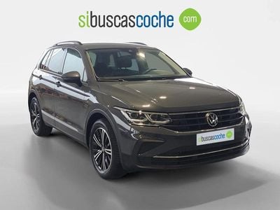Begagnad VW Tiguan Life 110 HK (80 kW) 2021 Grå SUV