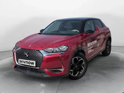 Usado DS Automobiles DS3 Crossback So Chic 130 CV (95 kW) 2021 Rojo SUV