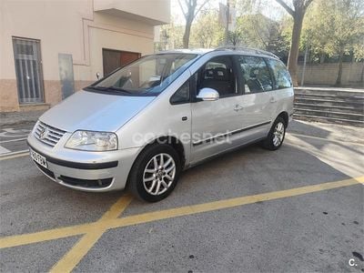 Usado VW Sharan Highline 140 CV (102 kW) 2006 Gris / plata Monovolumen