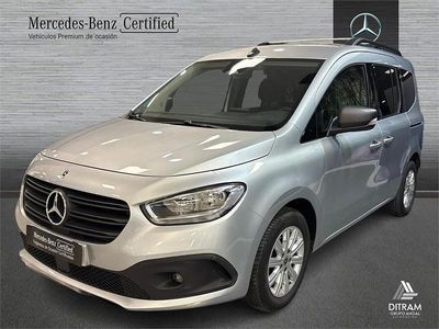 Gris / plata Usado 2023 Mercedes Citan 110 Familiar | 27.709 € (Caro)