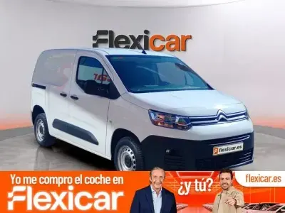 Usado Citroën Berlingo 102 CV (75 kW) 2021 Blanco Monovolumen