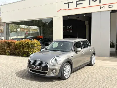 Usado Mini Cooper D 116 CV (85 kW) 2017 Gris / plata Utilitario