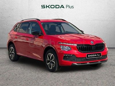 Usado Skoda Kamiq Selection 115 CV (84 kW) 2025 Rojo SUV