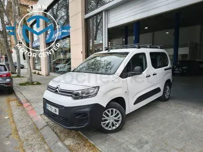 Usado Citroën Berlingo Business Class 102 CV (75 kW) 2020 Blanco Monovolumen