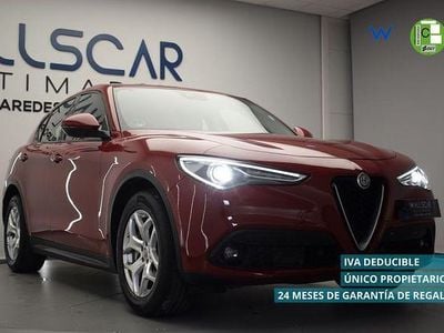 Usado Alfa Romeo Stelvio Executive 190 CV (139 kW) 2019 Rojo SUV