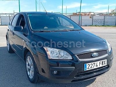 Negro Usado 2008 Ford Focus Titanium Berlina | 4700 € (Precio justo)