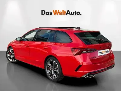 Occasion Skoda Octavia RS 245 PK (180 kW) 2022 Rood Stationwagen