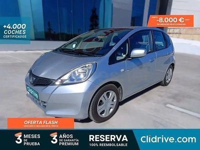 Usado Honda Jazz Trend 90 CV (66 kW) 2012 Gris / plata Utilitario