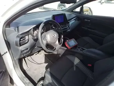 Usado Toyota C-HR+ Advance 98 CV (72 kW) 2022 Blanco SUV