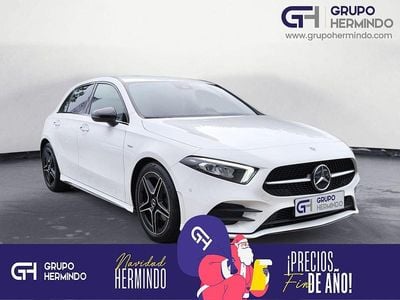 Blanco Usado 2021 Mercedes A200 AMG line Plus Berlina | 31.000 € (Precio justo)