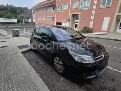 Usado Citroën C4 VTR Sport 110 CV (80 kW) 2006 Negro Berlina