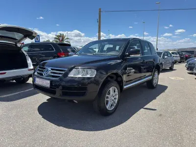 Second-hand VW Touareg 220 CP (161 kW) 2004 Negru SUV