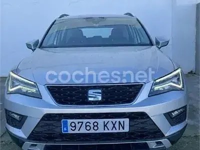 Usado Seat Ateca Style 150 CV (110 kW) 2019 Gris / plata SUV