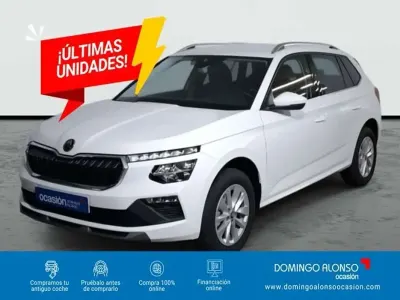 Usado Skoda Kamiq Selection 95 CV (69 kW) 2026 Blanco SUV