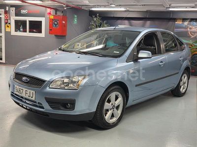 Azul Usado 2006 Ford Focus Trend Berlina | 5999 € (Un poco caro)