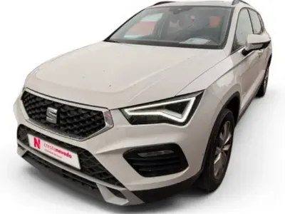 Usado Seat Ateca Style 150 CV (110 kW) 2022 Blanco SUV