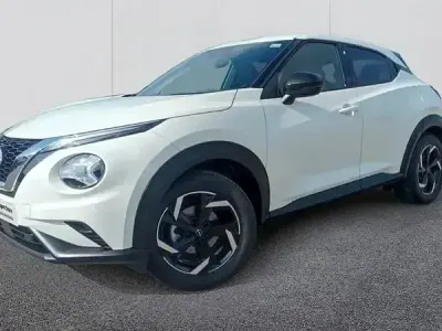Usado Nissan Juke N-Connecta 114 CV (83 kW) 2023 Lunar white (metalizado) SUV