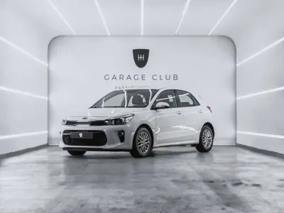 Usado Kia Rio 86 CV (63 kW) 2017 Blanco Utilitario