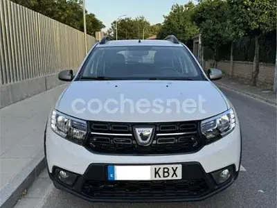 Usado Dacia Sandero 90 CV (66 kW) 2017 Blanco Berlina
