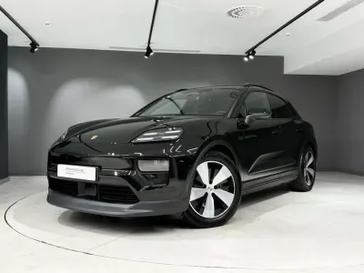 Käytetty Porsche Macan 264 kW (360 HP) 2025 Musta Katumaasturi