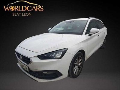Usado Seat Leon Style 116 CV (85 kW) 2021 Blanco Familiar