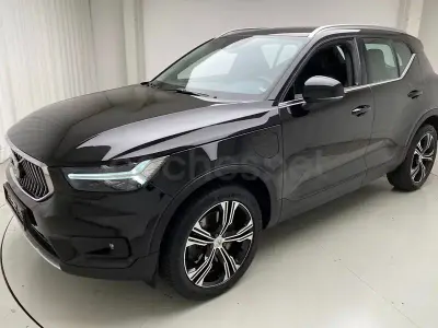 Usado Volvo XC40 Plus 211 CV (155 kW) 2022 Negro SUV