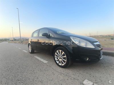 Negro Usado 2007 Opel Corsa Enjoy Berlina | 3500 € (Un poco caro)