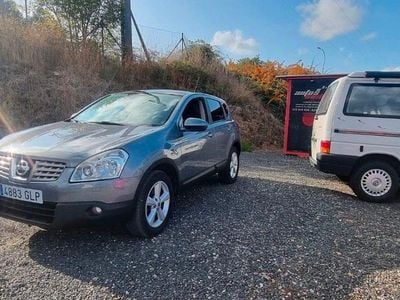 Usado Nissan Qashqai Visia 150 CV (110 kW) 2009 Gris SUV