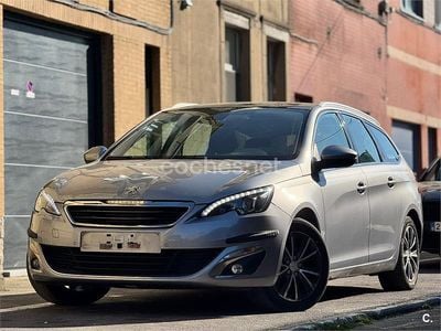 Używany Peugeot 308 SW Allure 130 KM (95 kW) 2015 Szary Kombi