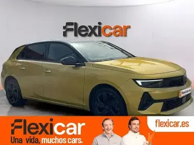Usado Opel Astra 130 CV (95 kW) 2022 Amarillo Utilitario