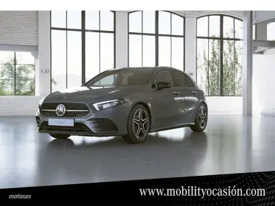 Usado Mercedes A180 116 CV (85 kW) 2022 Gris Berlina