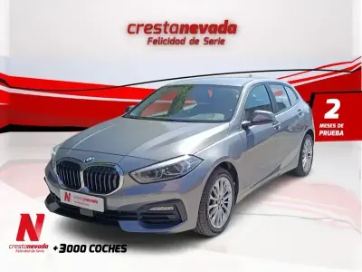 Usado BMW 118 Comfort Edition 136 CV (100 kW) 2023 Gris Utilitario