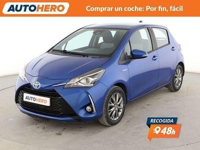 Usado Toyota Yaris Hybrid Active 101 CV (74 kW) 2017 Azul Berlina