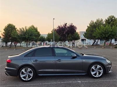 Gris / plata Usado 2020 Audi A4 S-Line Berlina | 25.000 € (Precio justo)
