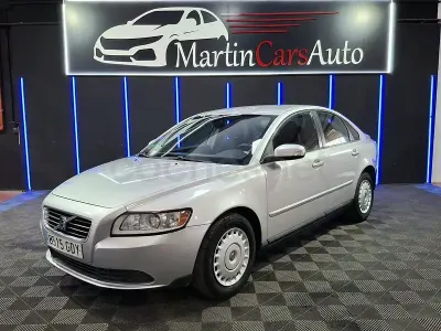 Usado Volvo S40 Kinetic 125 CV (91 kW) 2008 Gris / plata Berlina