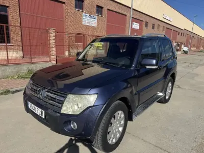 Usado Mitsubishi Montero 170 CV (125 kW) 2007 Azul SUV