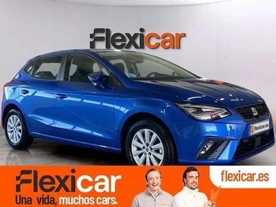 Usado Seat Ibiza Style 116 CV (85 kW) 2022 Azul Utilitario