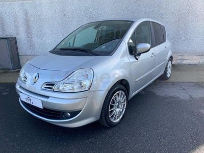 Usado Renault Grand Modus Evolution 90 CV (66 kW) 2012 Gris / plata Monovolumen