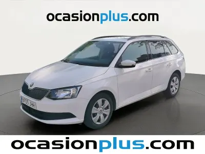 Usado Skoda Fabia Ambition 110 CV (80 kW) 2015 Blanco Familiar